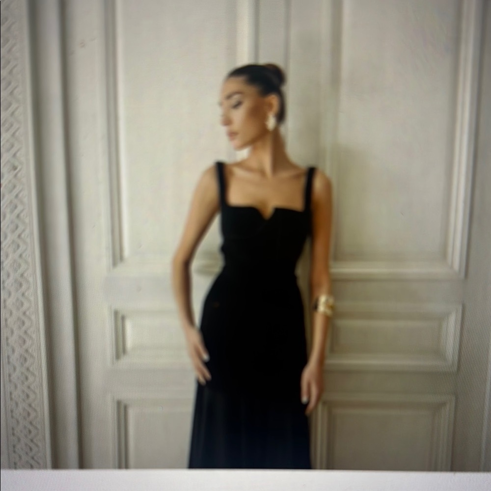 Elegant Black Evening Dress